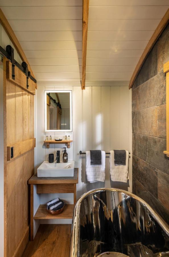 Monkwood Shepherds Hut - Ockeridge Rural Retreats Worcester Luaran gambar