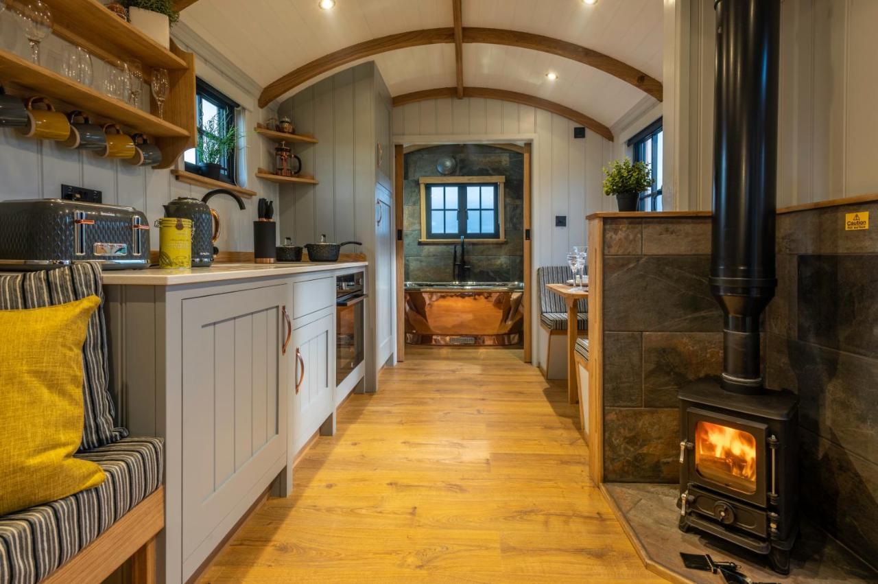 Monkwood Shepherds Hut - Ockeridge Rural Retreats Worcester Luaran gambar