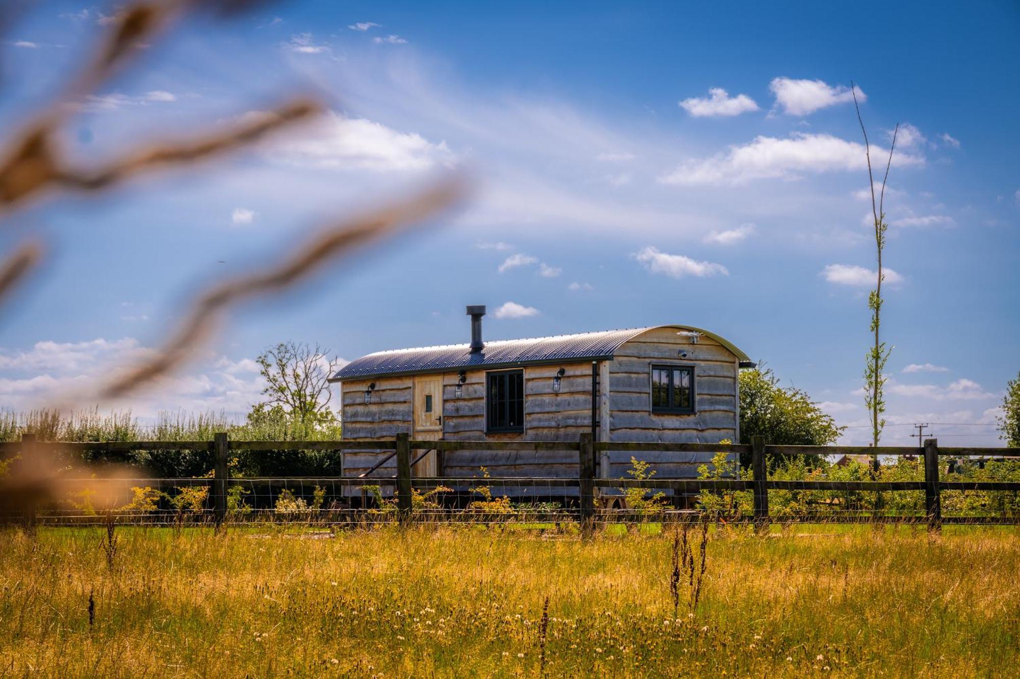 Monkwood Shepherds Hut - Ockeridge Rural Retreats Worcester Luaran gambar
